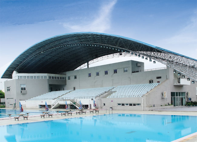 广西游泳馆网架